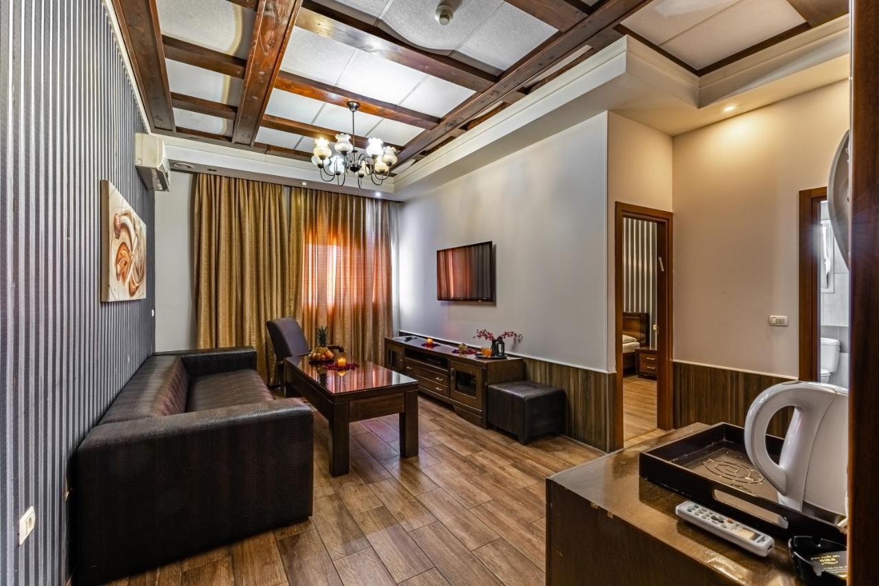 Hotel House ริชอน เลอซีออน ภายนอก รูปภาพ