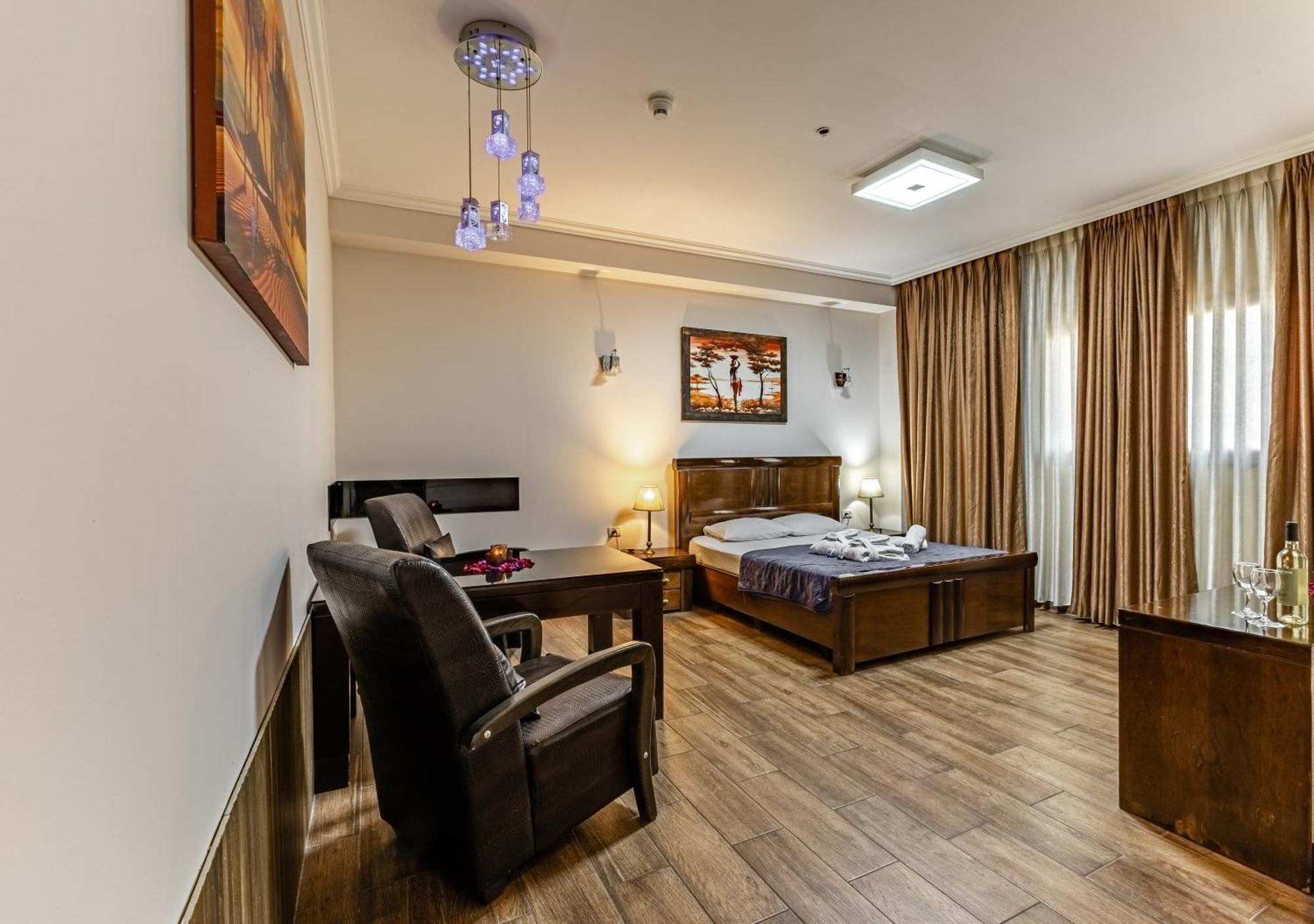 Hotel House ริชอน เลอซีออน ภายนอก รูปภาพ